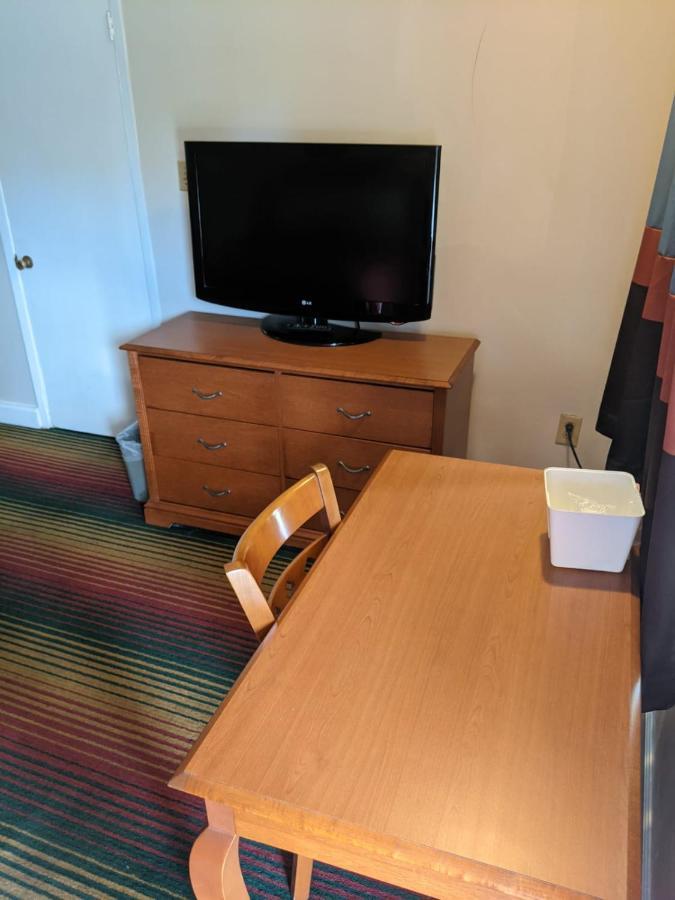 Azalea Inn & Suites Wilmington Dış mekan fotoğraf